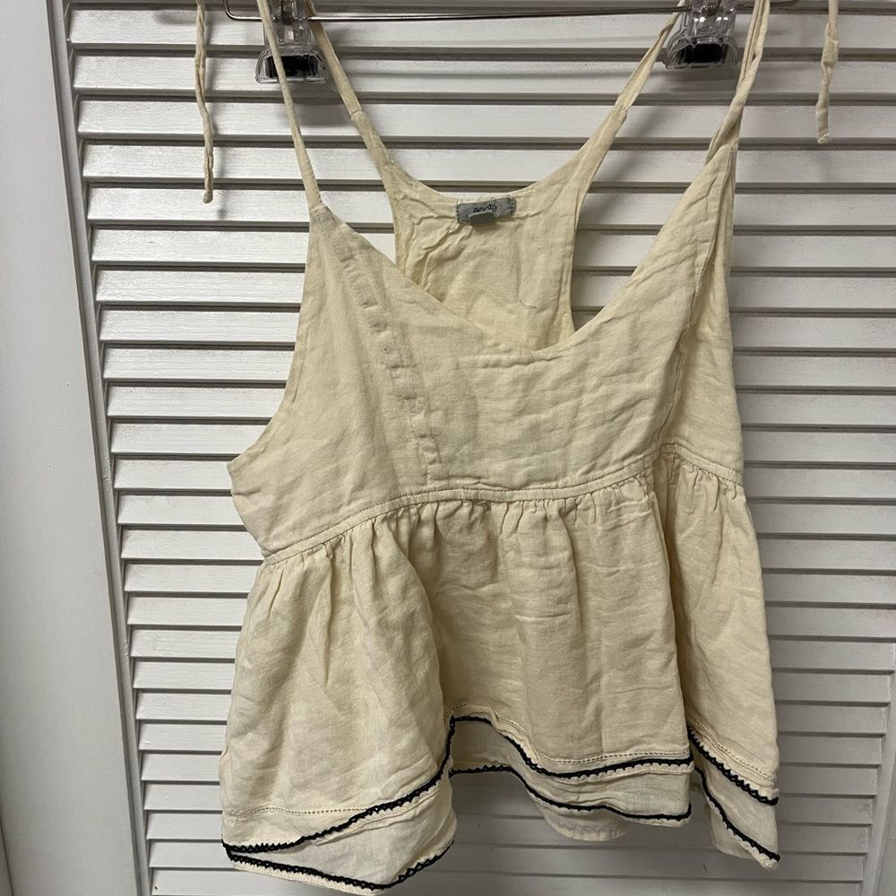 ECOTE -urban outfitters ✨Chic Cream top✨MEDIUM with Black Trim